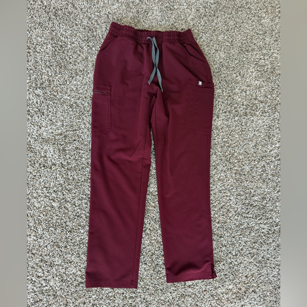 Figs Yola High Waisted Skinny Scrub Pants Regular Length Burgundy size Medium